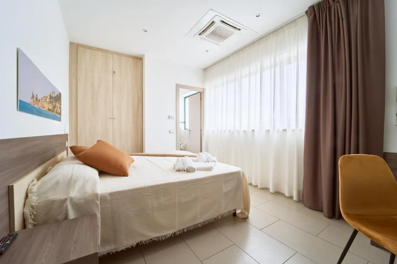 Firmafede Guest House Sarzana
